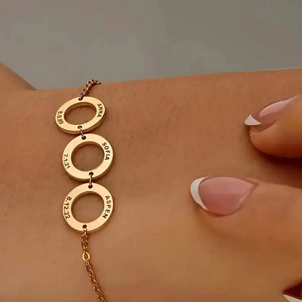 Personalized Circle Name Bracelet