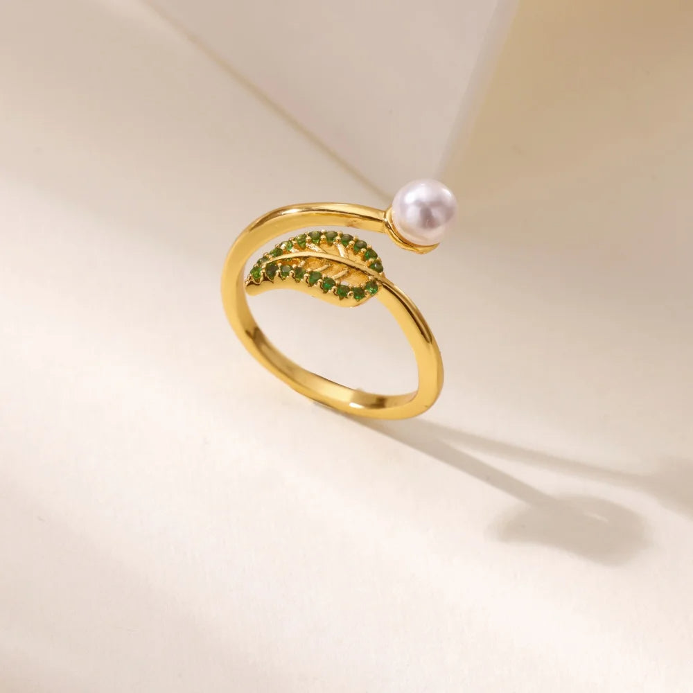 Zircon Leaves Ring