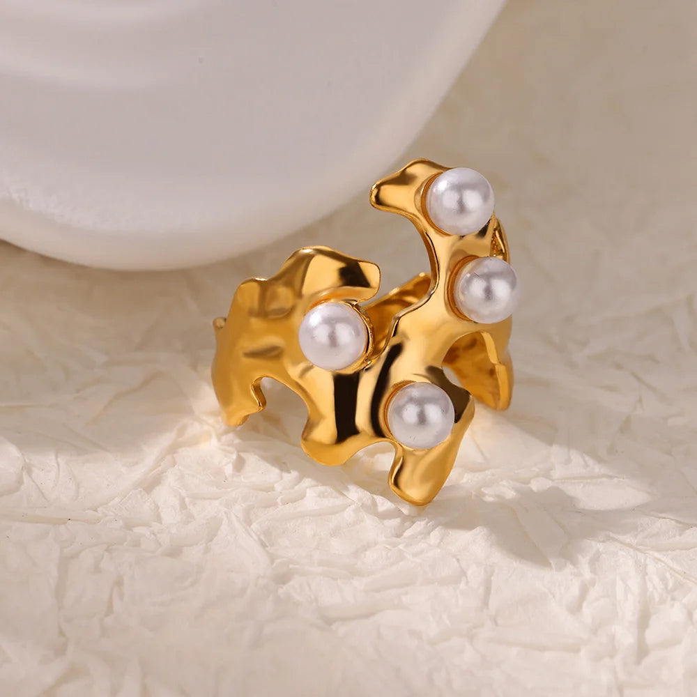 Irregular Pearl Ring