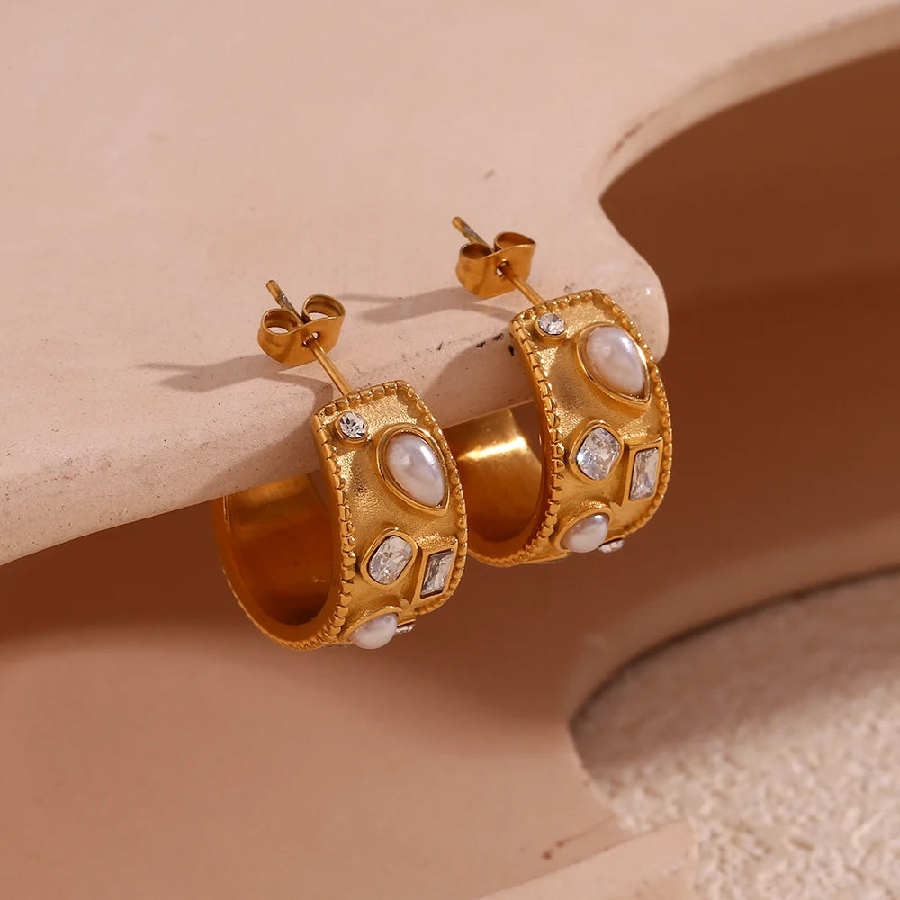 C-Shaped Hoop Earrings