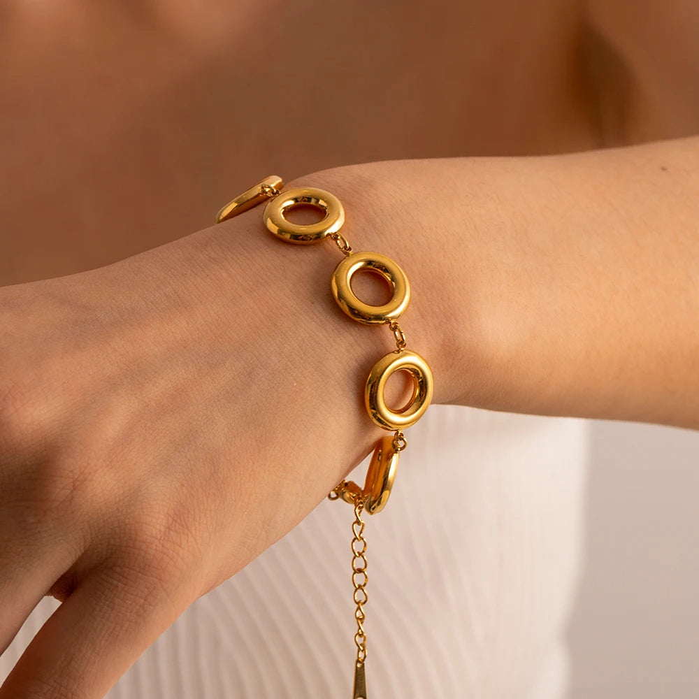 Gold Plated Circle Bracelet