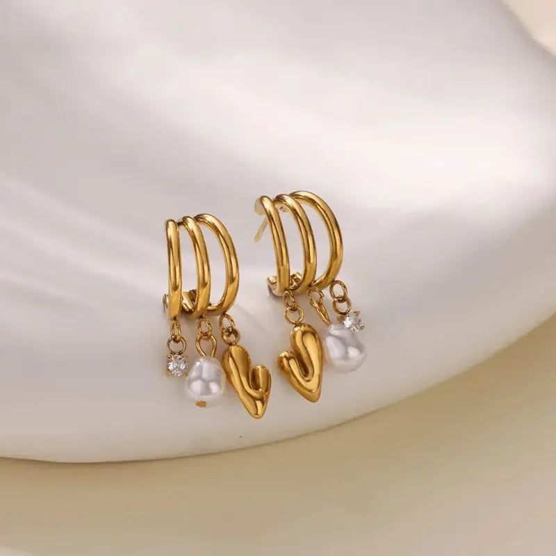 Pearl Dangle Earrings