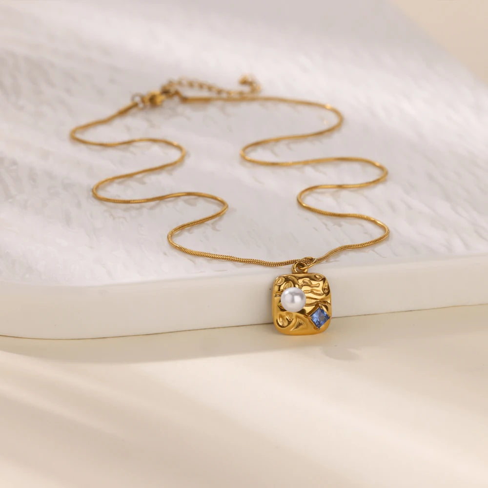 Irregular Geometric Necklace