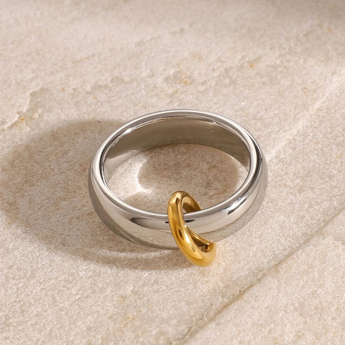 Single Hoop Ring