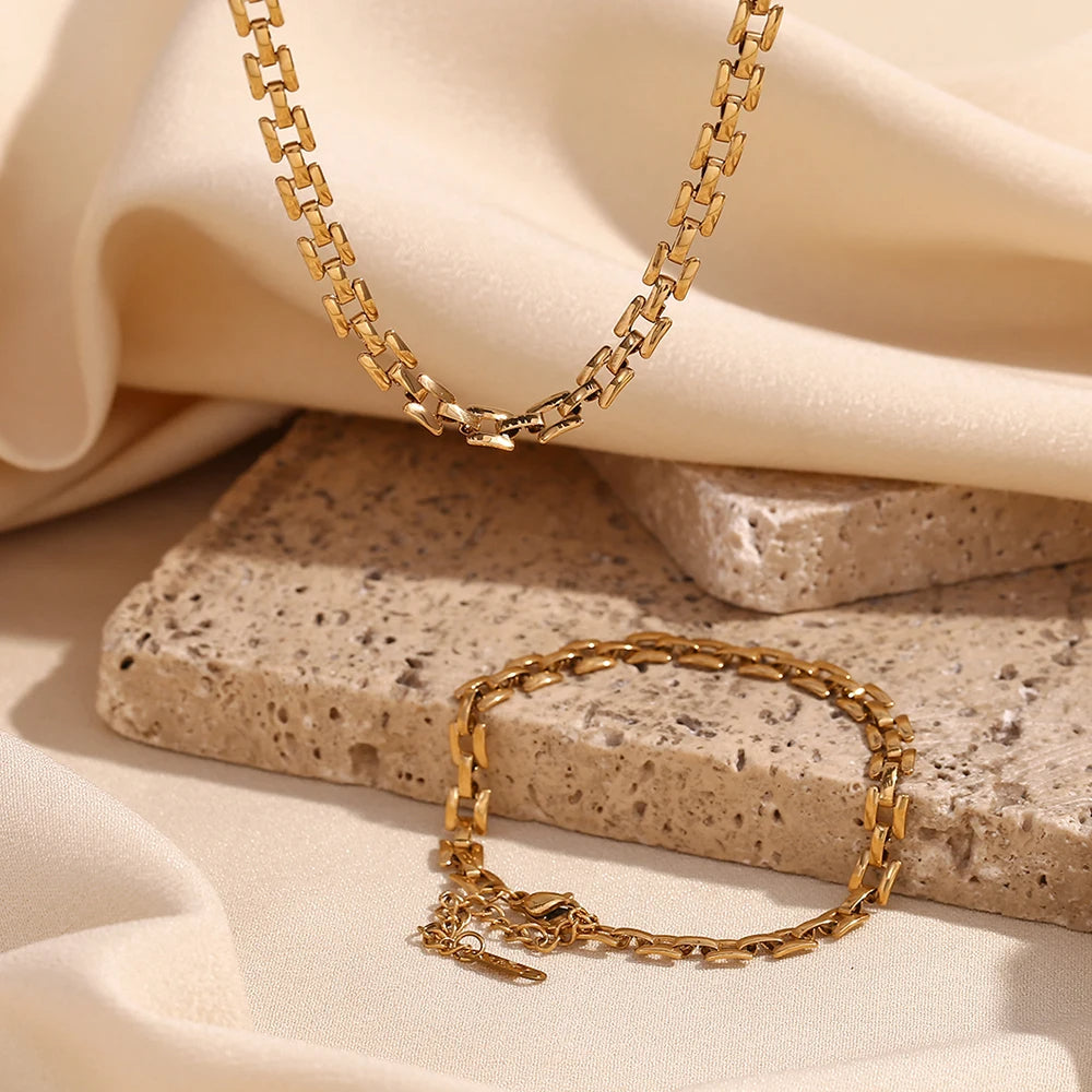 Gold Square Bracelet