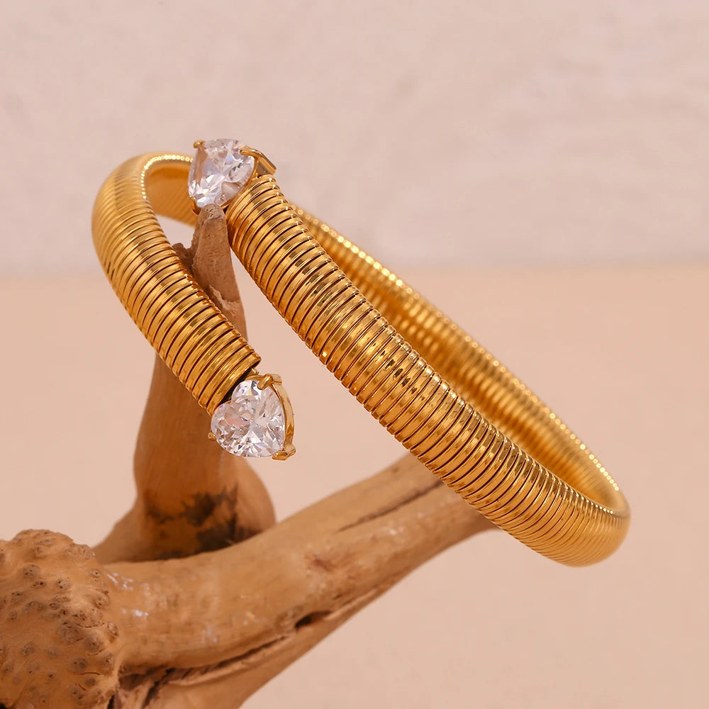 Striped Zircon Heart Bracelet