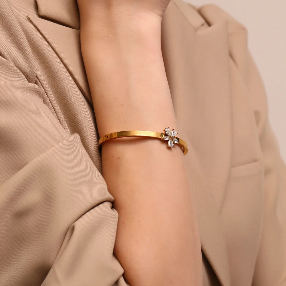 Rhinestone Flower Bracelet