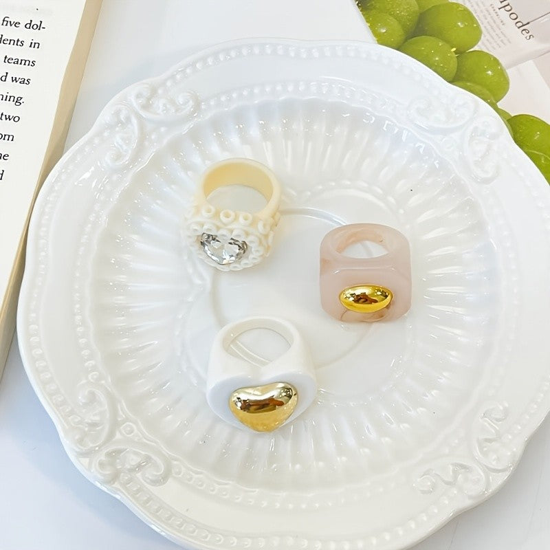 Resin Geometric Heart Ring Set