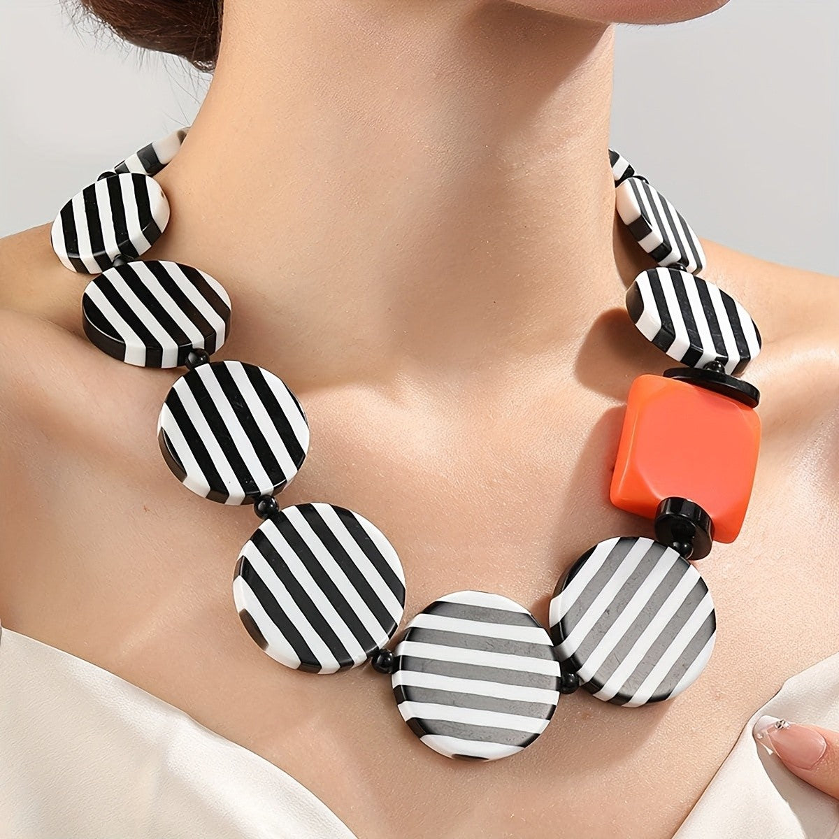 Vintage Striped Resin Collar Necklace