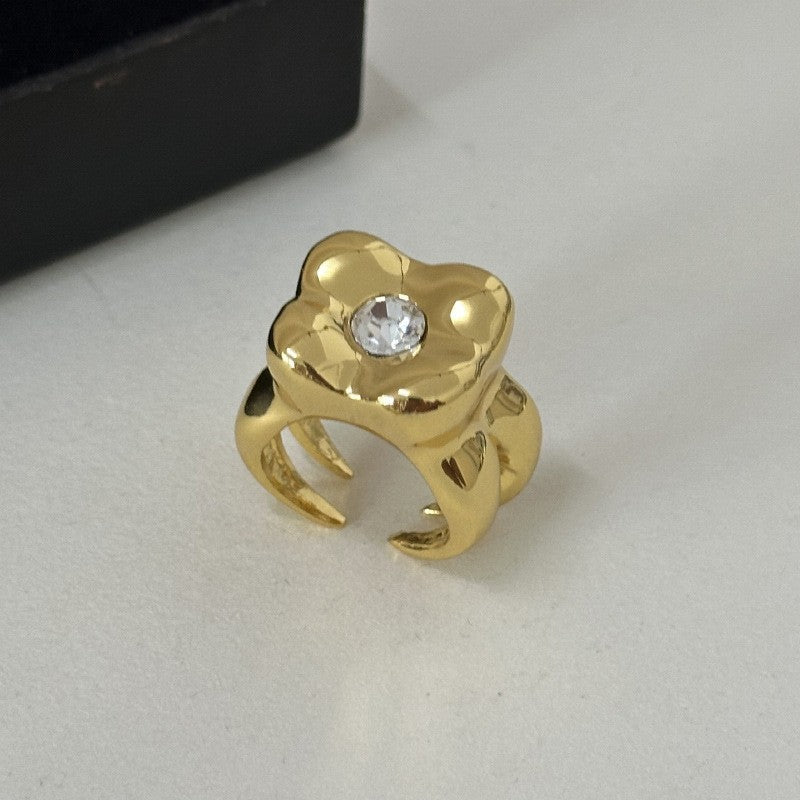 Abstract Gold Flower Stone Ring