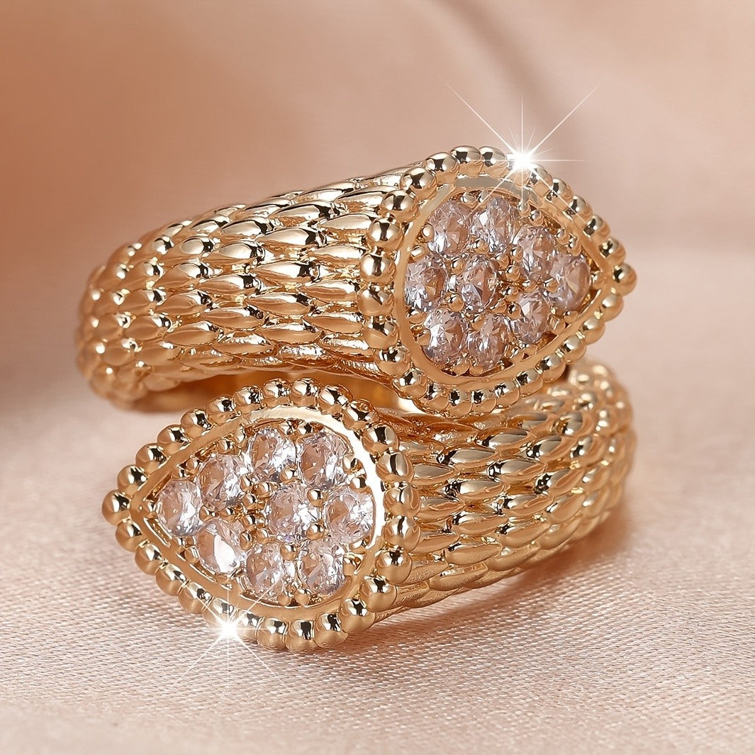 Elegant Oval Zircon Wrap Ring