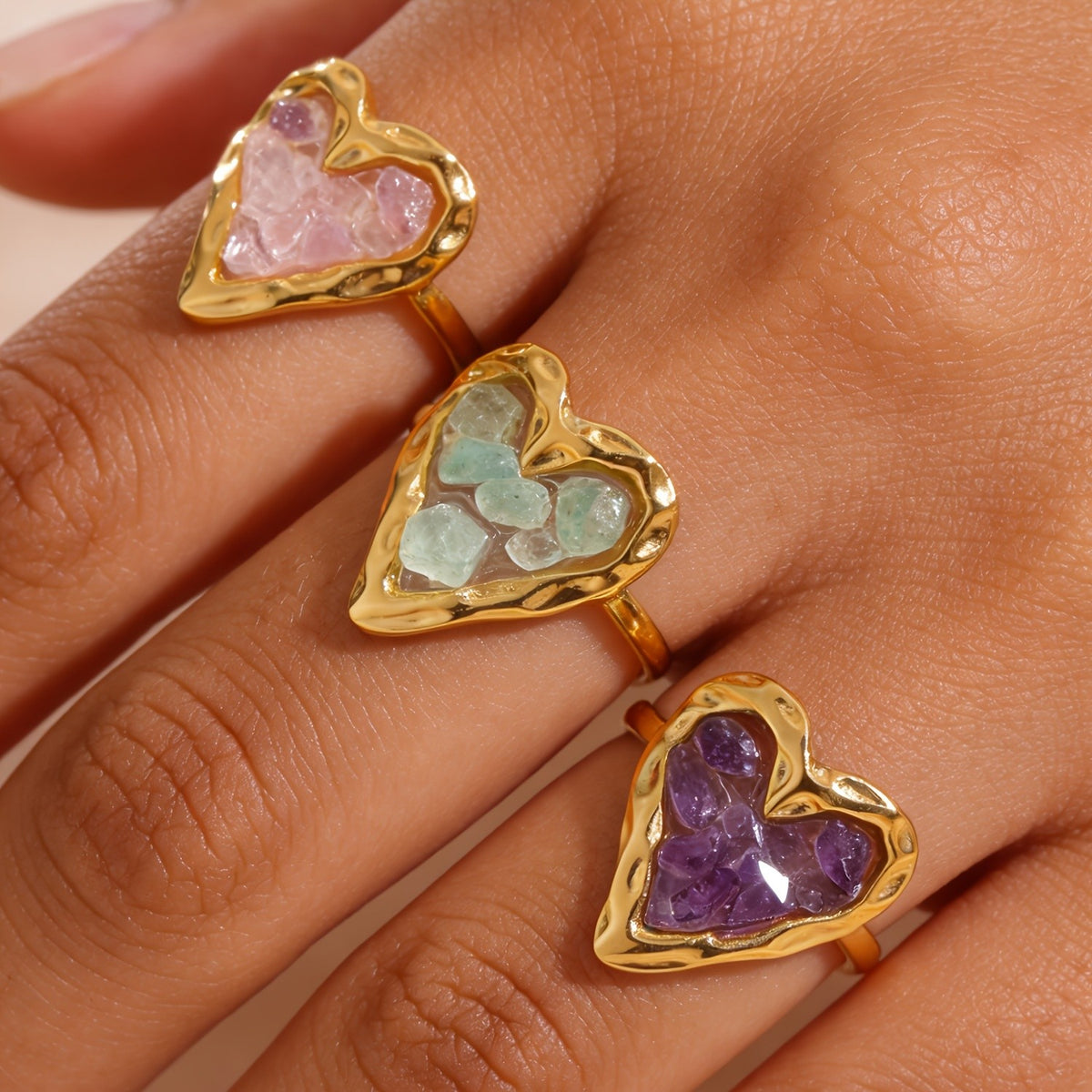 18k Heart Stone Resin Ring