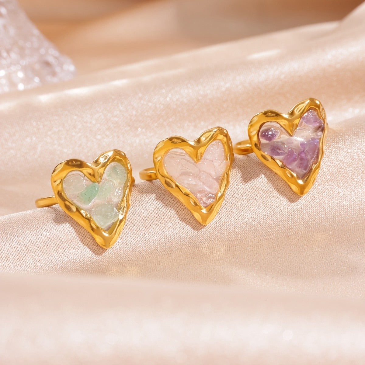 18k Heart Stone Resin Ring