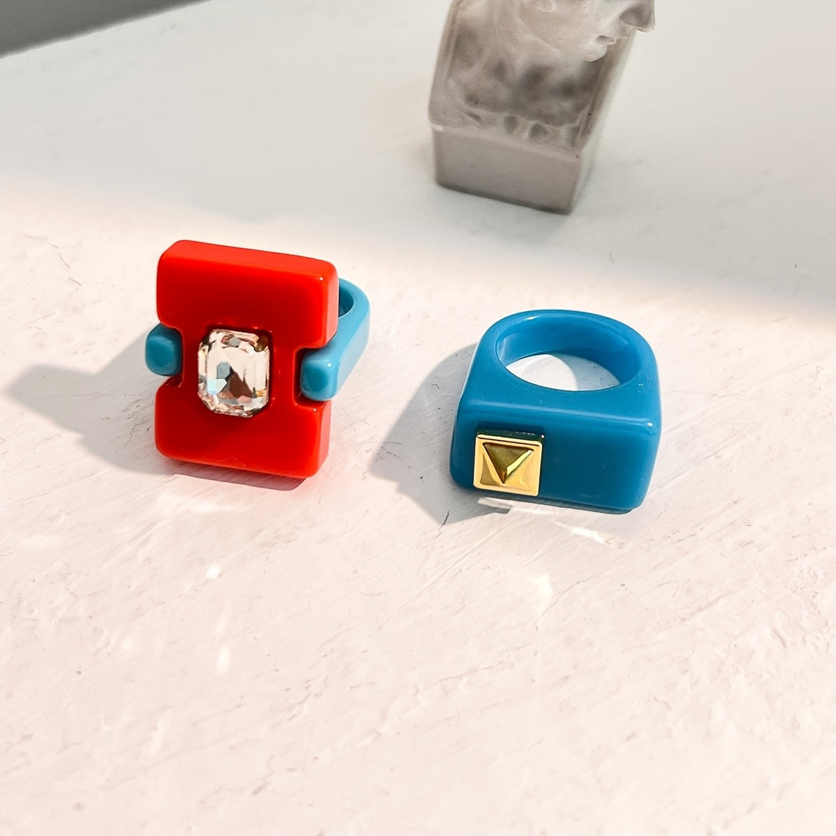 Geometric Contrast Color Resin Ring
