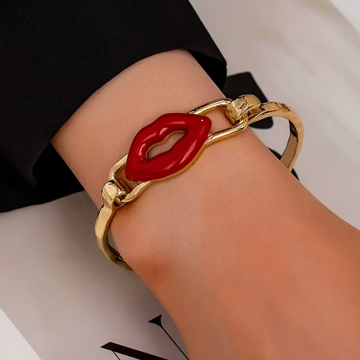 14k Red Lip Charm Bracelet