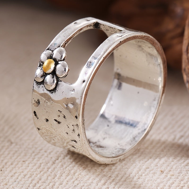 Wide Band Flower Ring