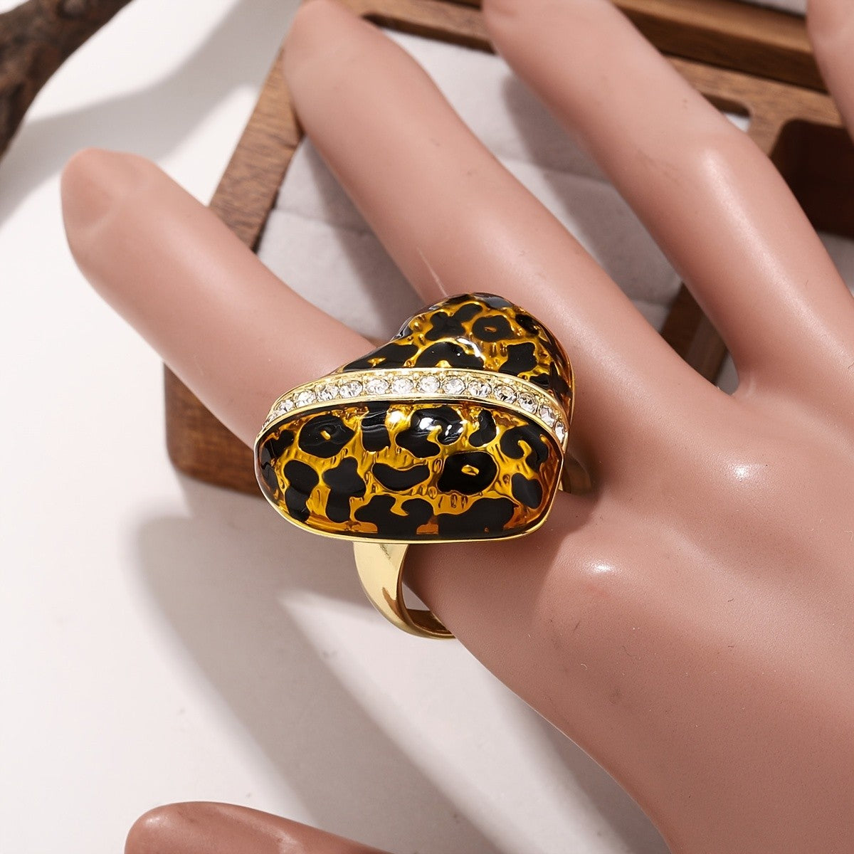 Vintage Leopard Print Heart Ring