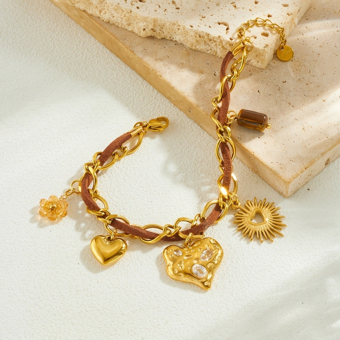 18k Vintage Heart Charm Bracelet