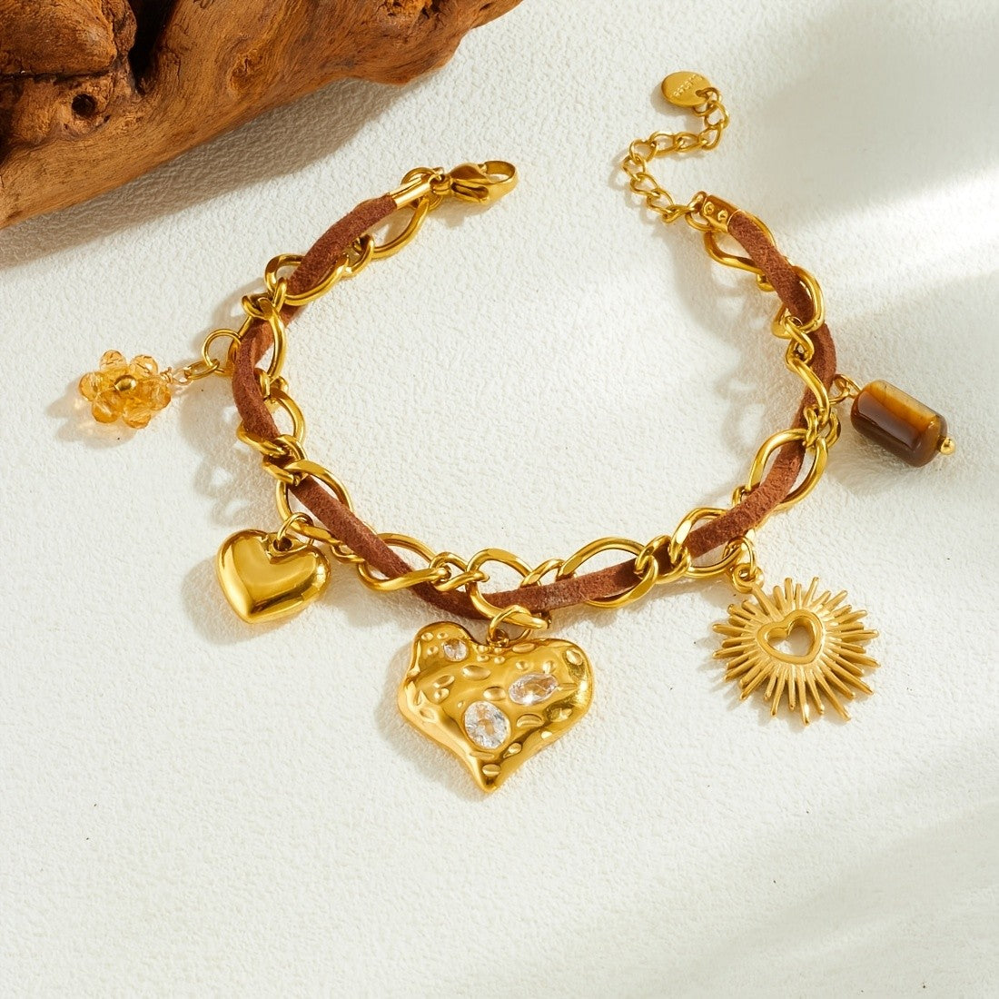 18k Vintage Heart Charm Bracelet