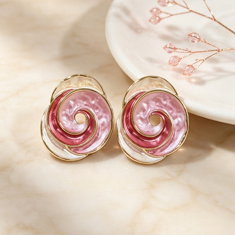 18k Vintage Spiral Stud Earrings