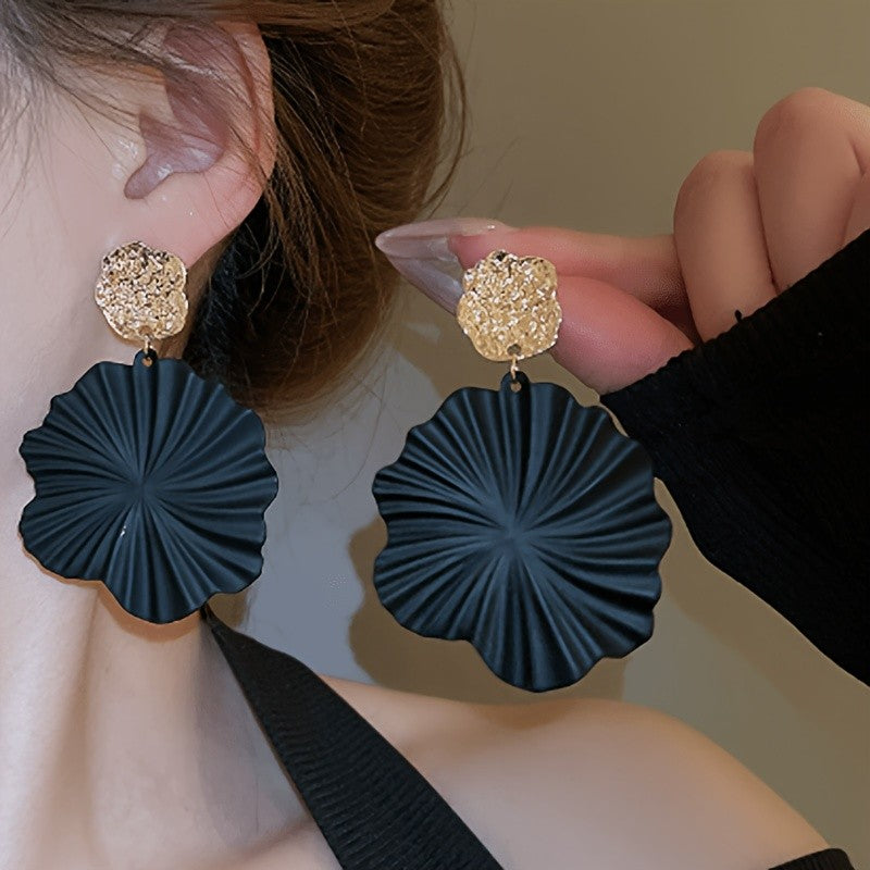 Vintage Black Fan Drop Earrings