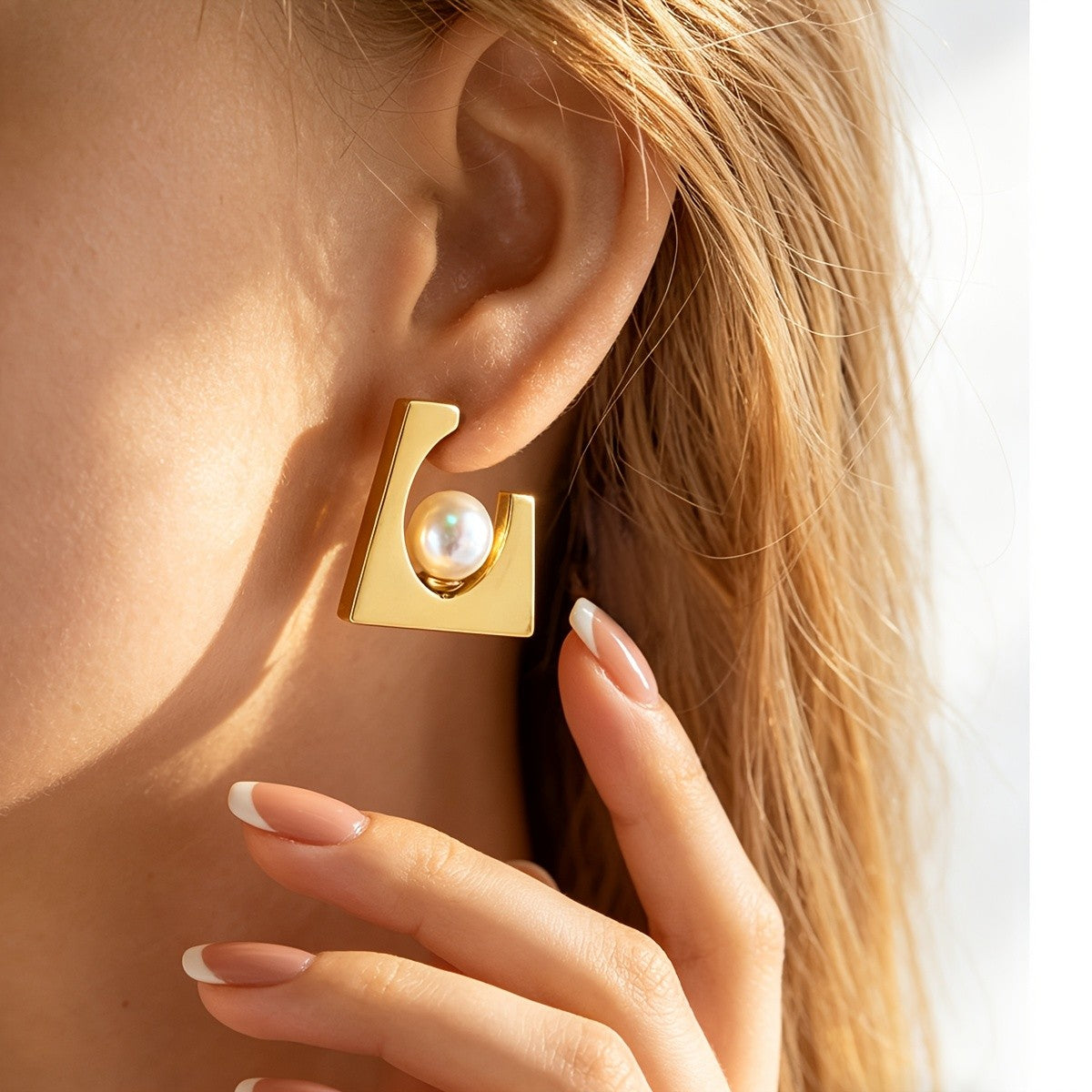 Asymmetric Square Pearl Earrings