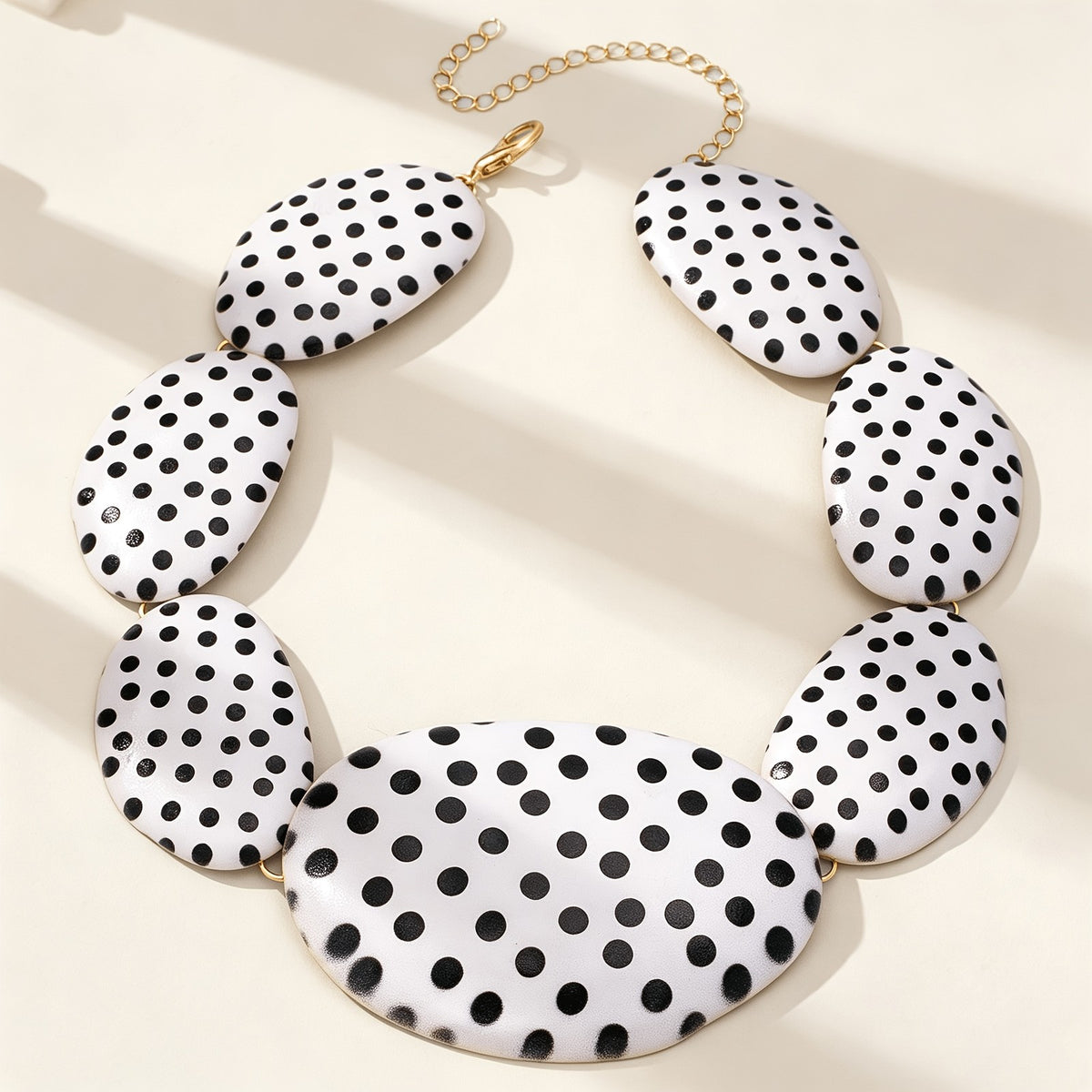 Chunky Polka Dot Oval Collar Necklace