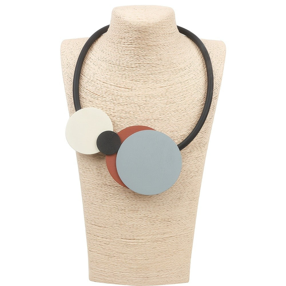 Geometric Circle Collar Necklace