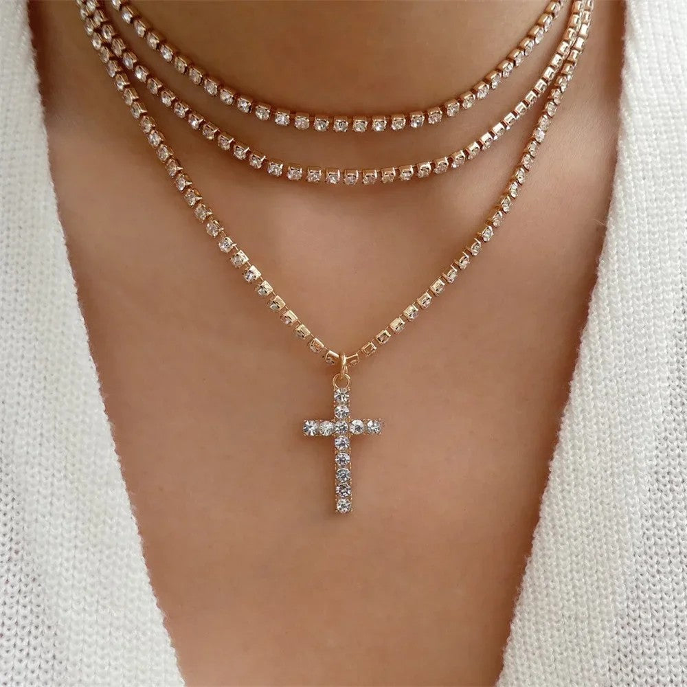 Layered Chain Coin Pendant Necklace