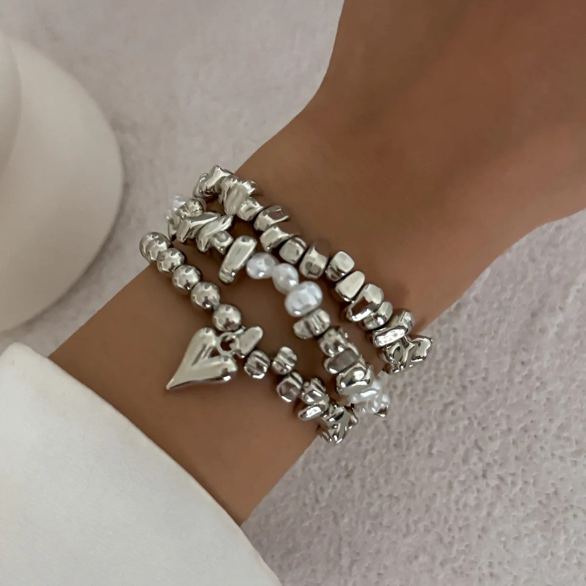 Multi-Layer Irregular Pearl & Heart Bracelet