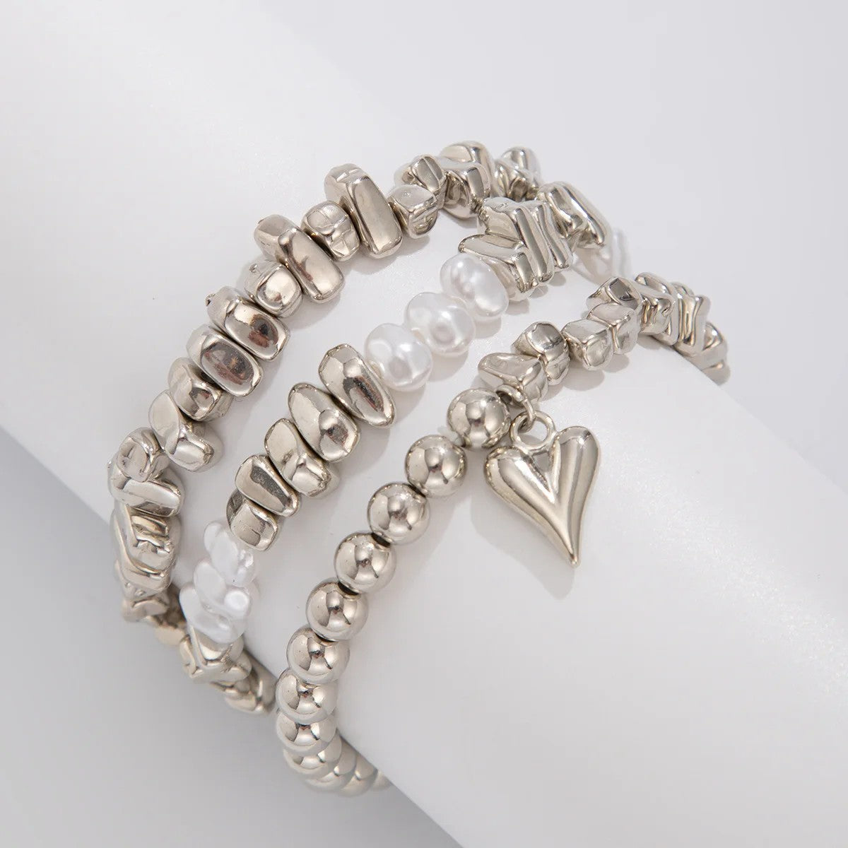 Multi-Layer Irregular Pearl & Heart Bracelet
