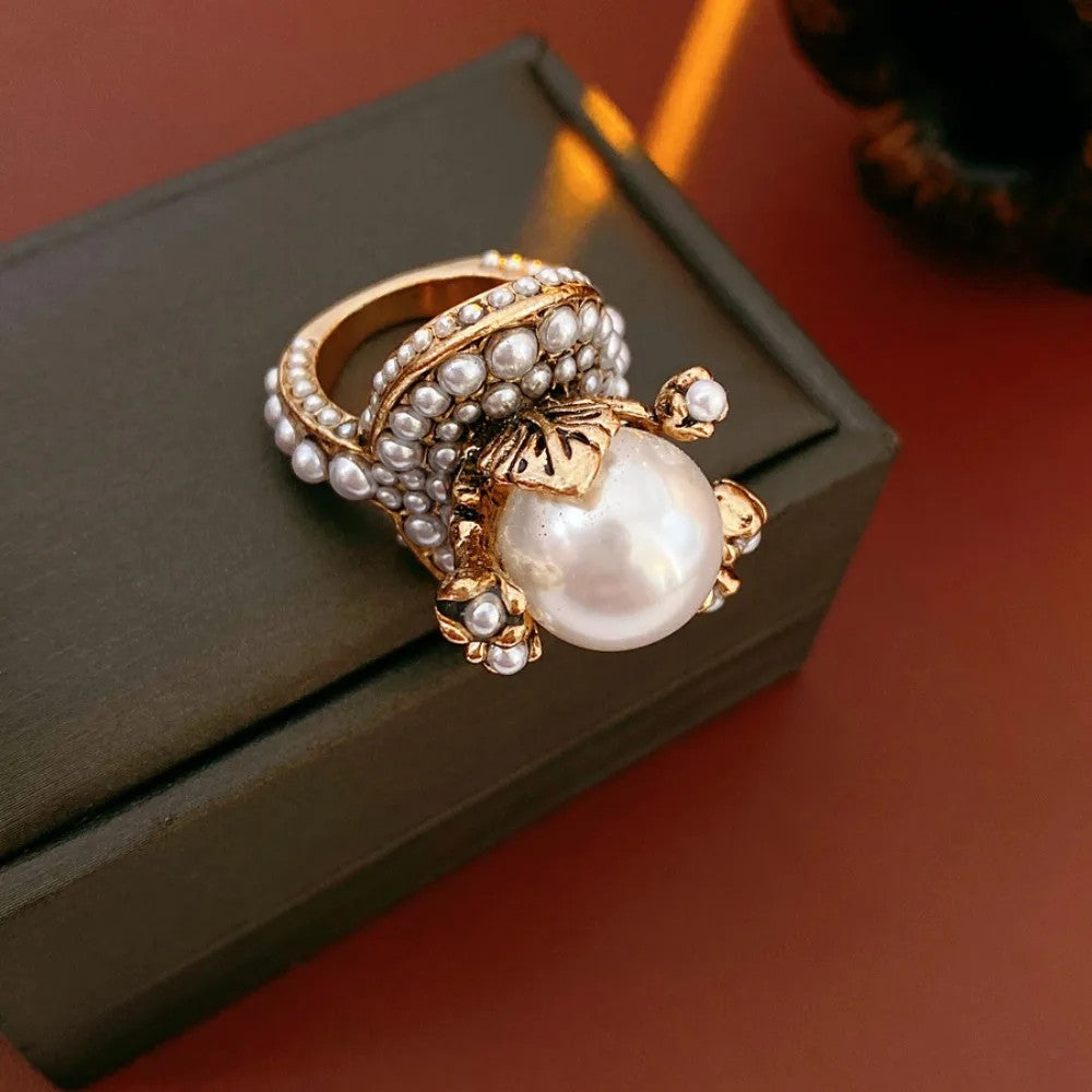 Vintage Floral Pearl Ring