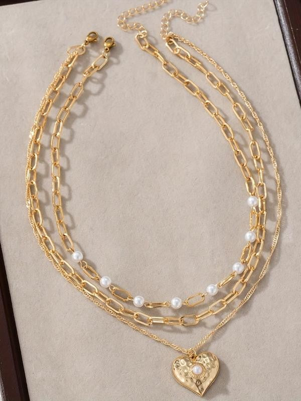 Layered Heart Pearl Necklace Set