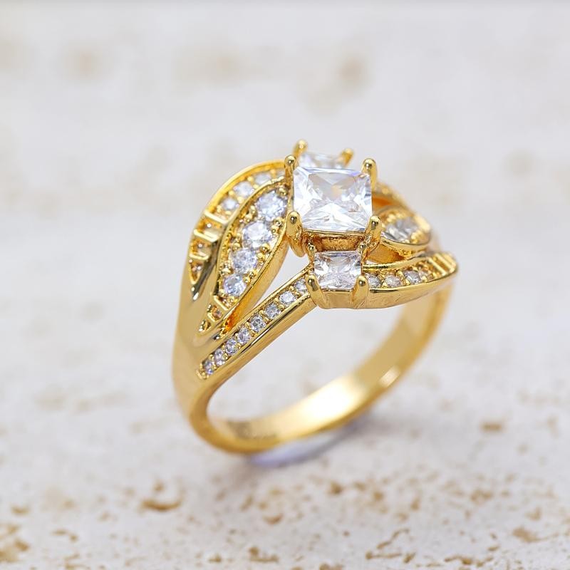 Intertwined Princess Cut Zircon Ring