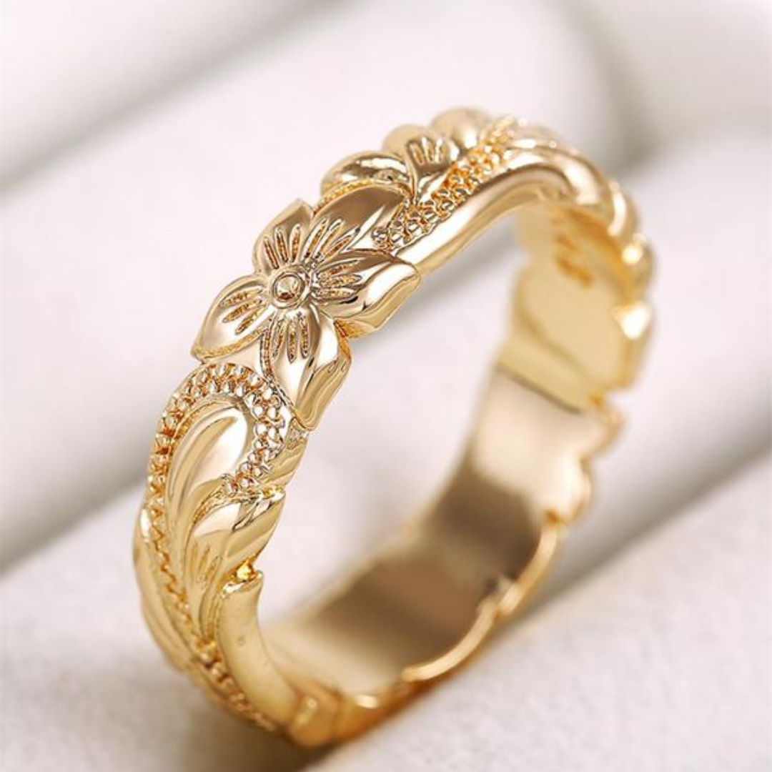Elegant Flower Ring