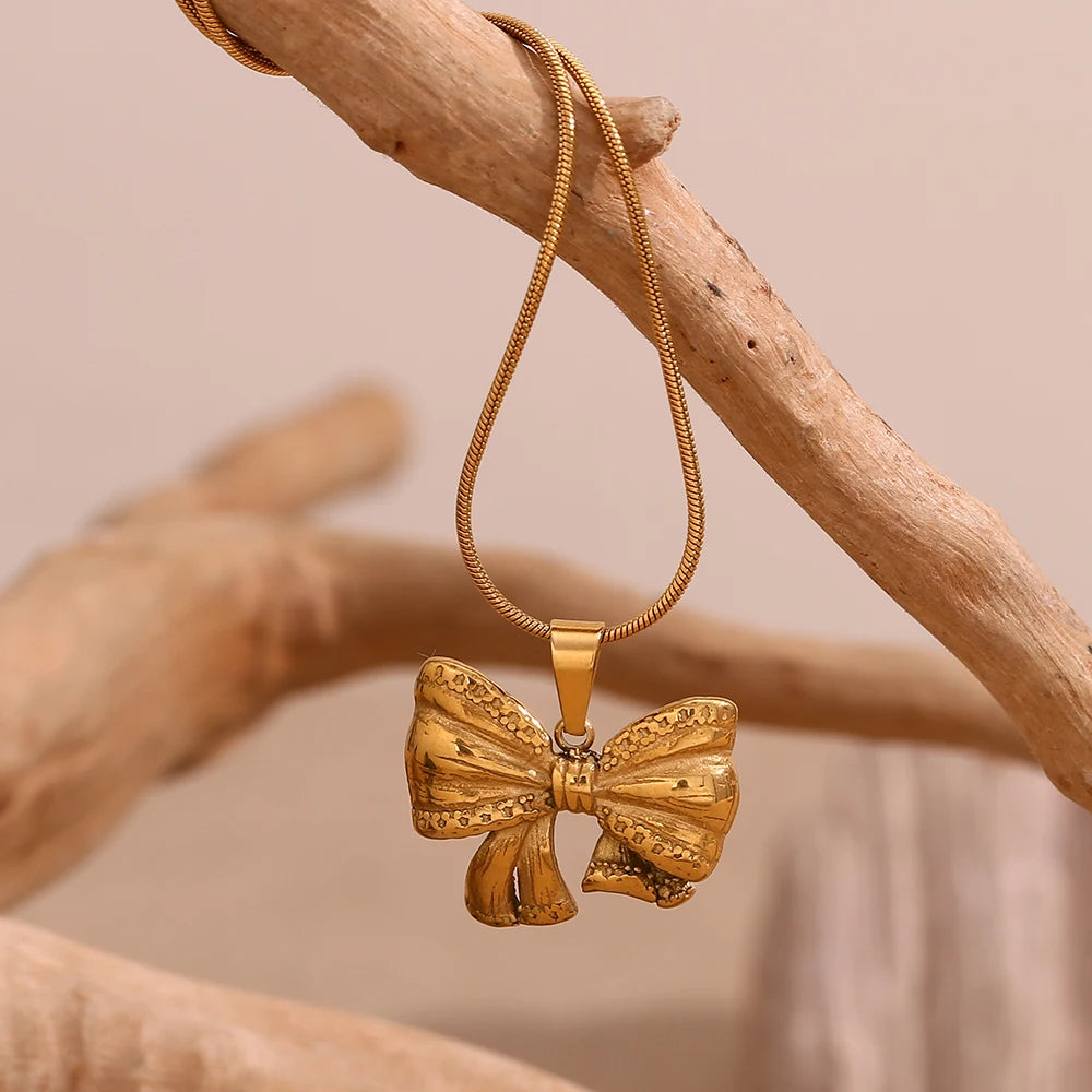 Cute Bowknot Necklace
