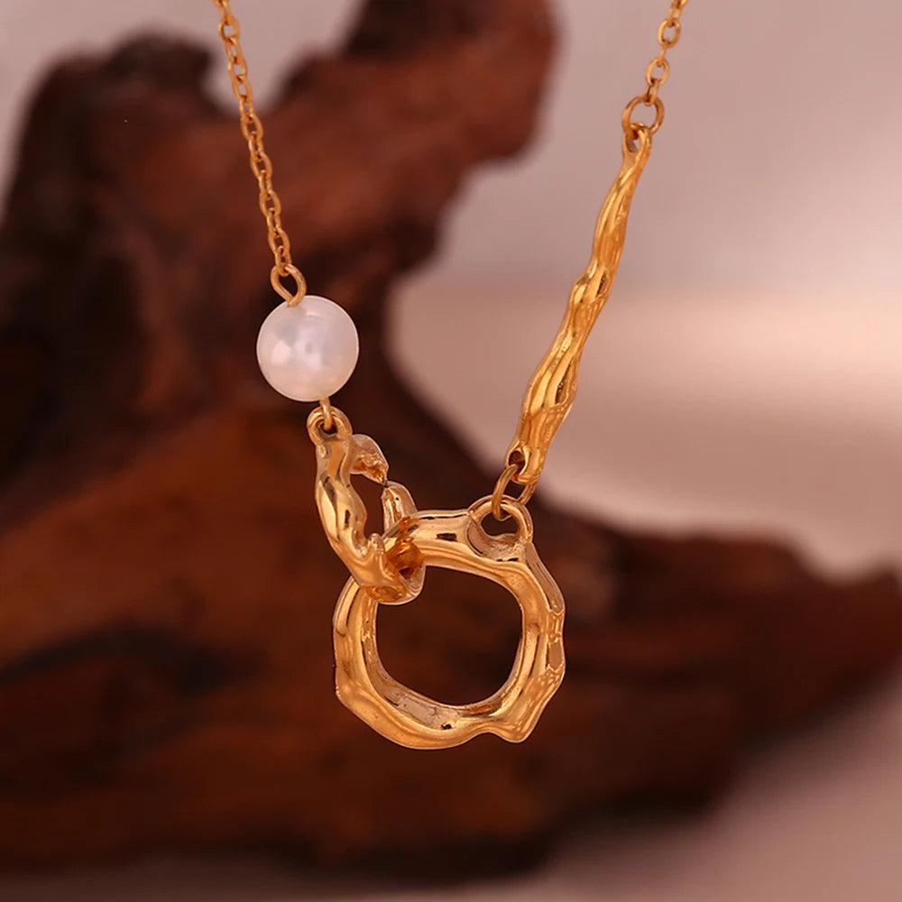 Double Loop Pearl Necklace