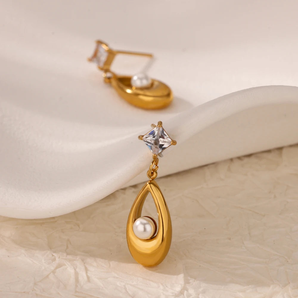 Pearl Drop Earrings