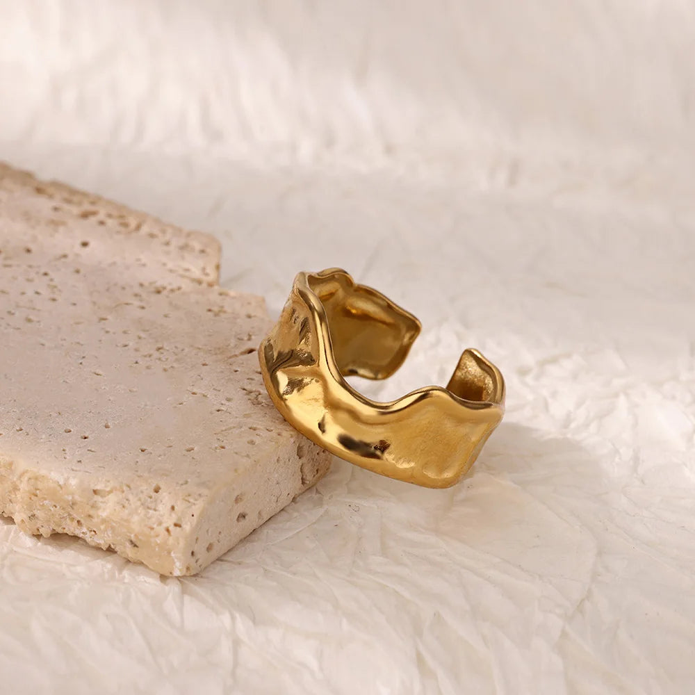 Minimal Irregular Ring
