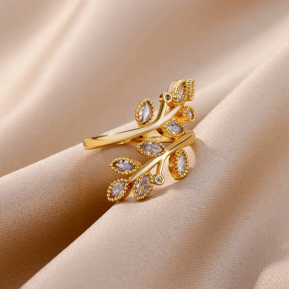 Double Leaves Ring