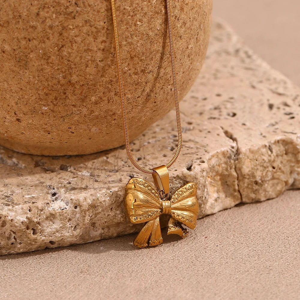 Cute Bowknot Necklace