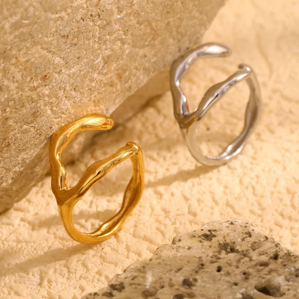 Irregular Lines Ring