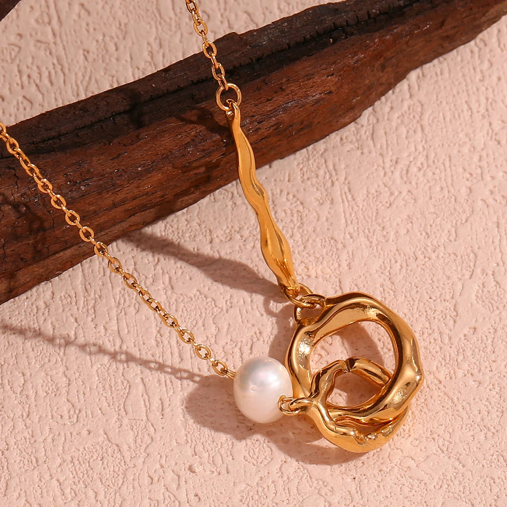 Double Loop Pearl Necklace