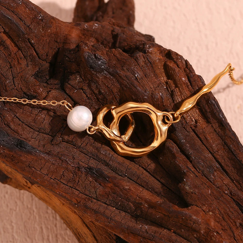 Double Loop Pearl Necklace