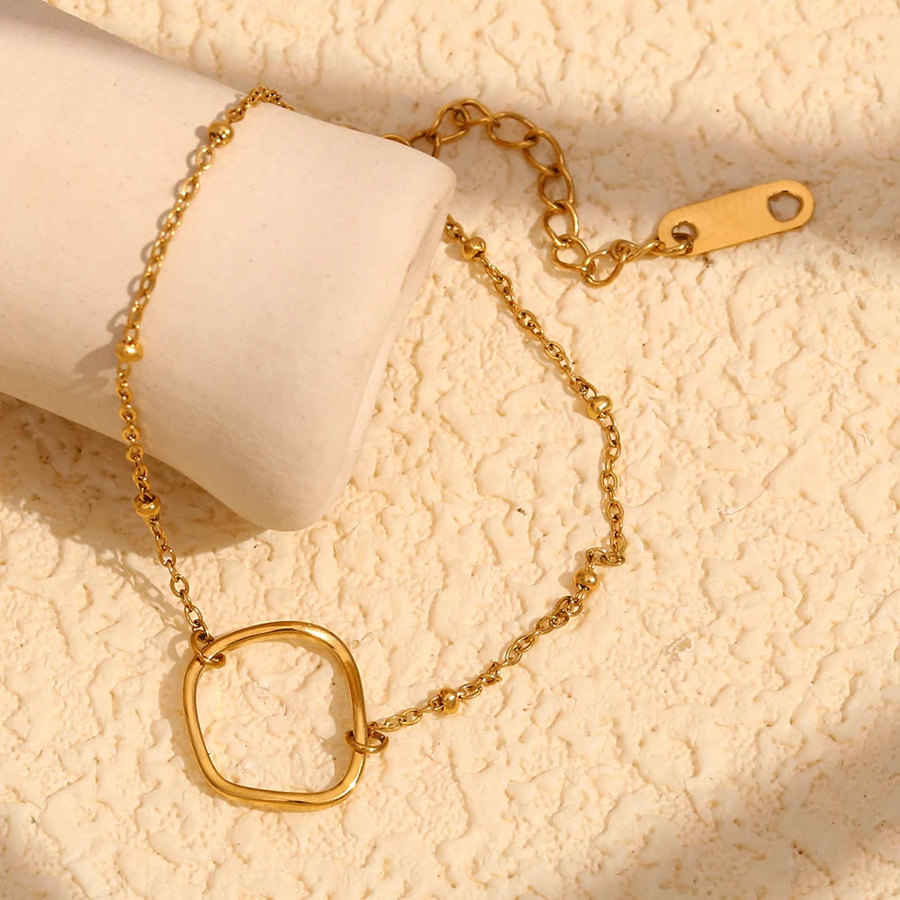 Irregular Circle Bracelet