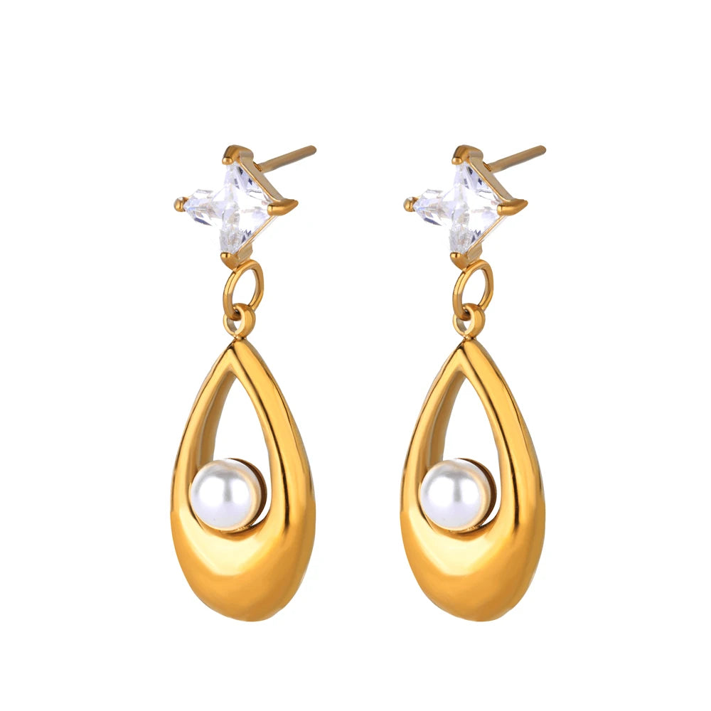 Pearl Drop Earrings
