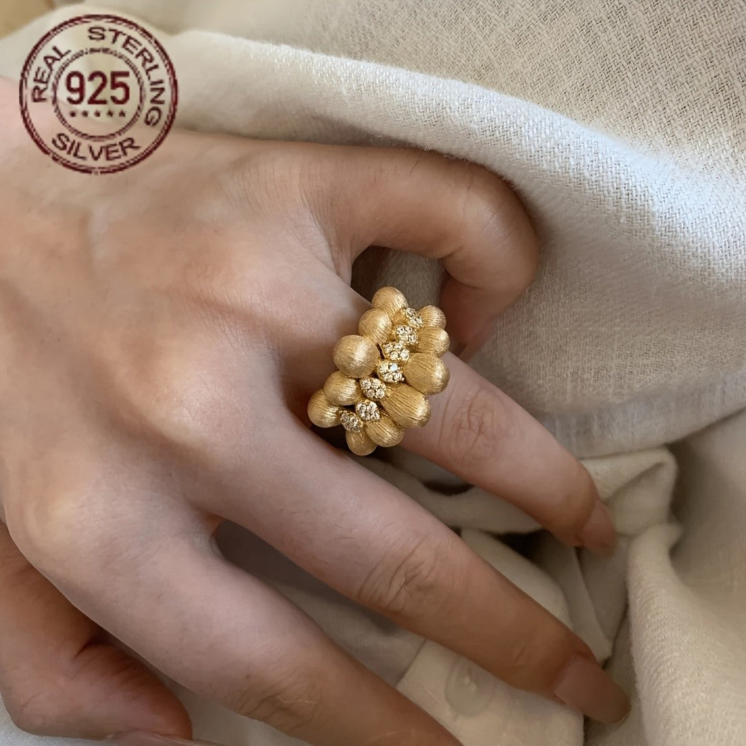 18k Textured Cluster Stone Ring