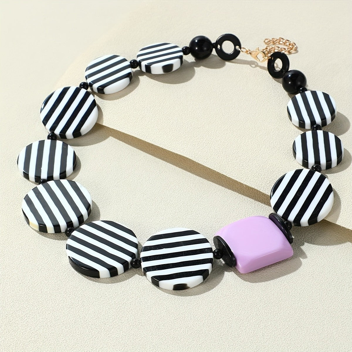 Vintage Striped Resin Collar Necklace