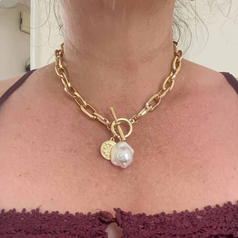 Chunky Chain Pearl Pendant Necklace