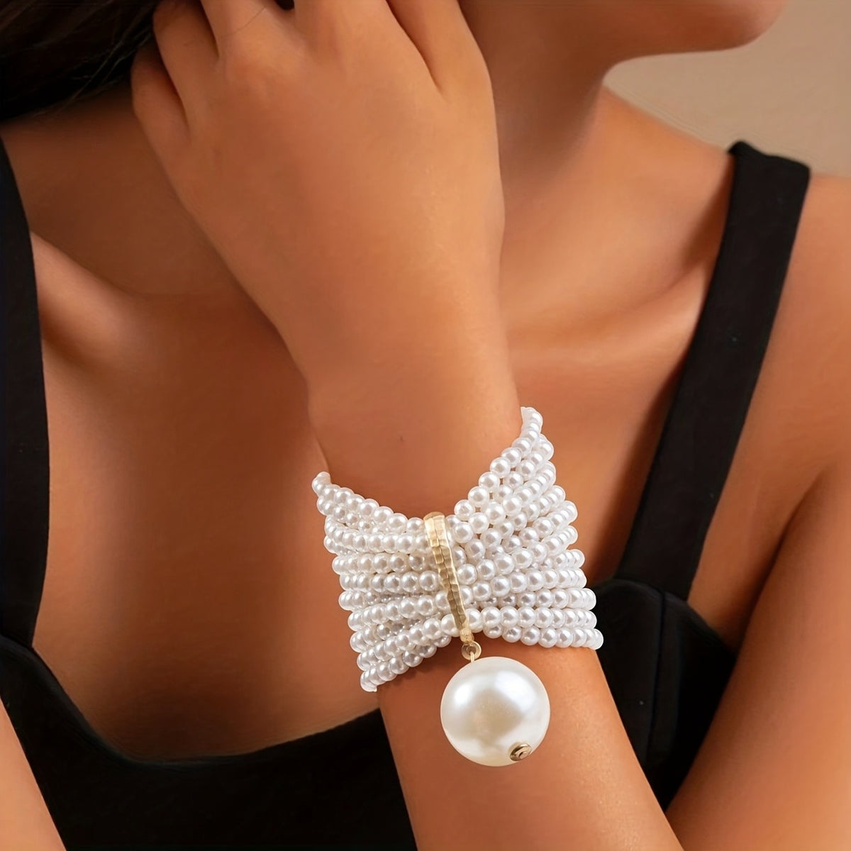 Layered Pearl Bow Bracelet